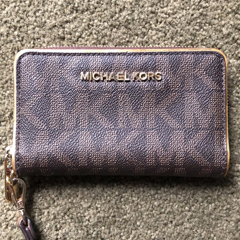 Michael Kors Wristlet Brown Canvas